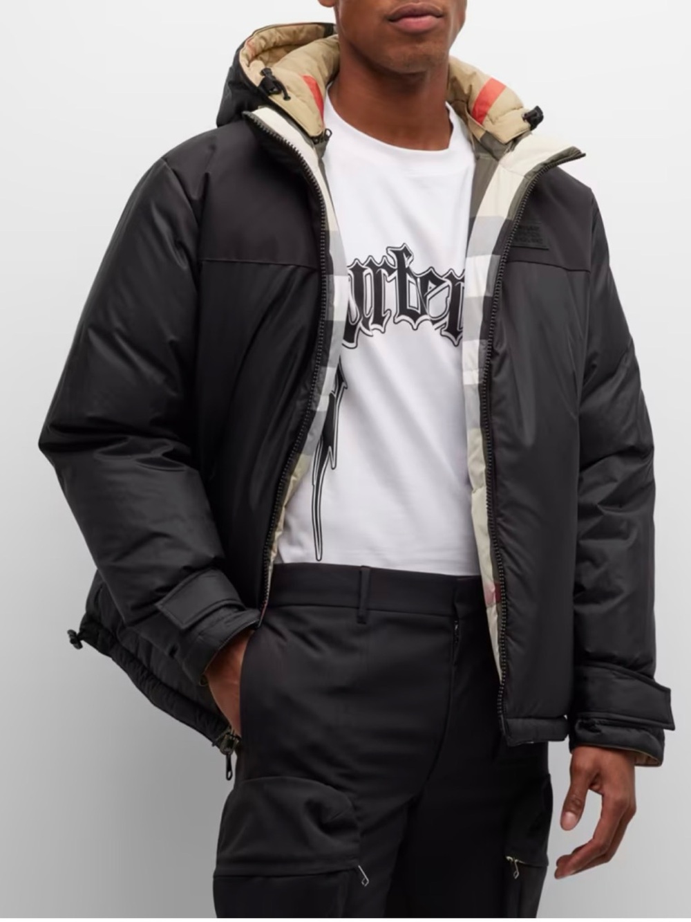 Burberry Black Puffer Jacket with Check Lining - Classic Style